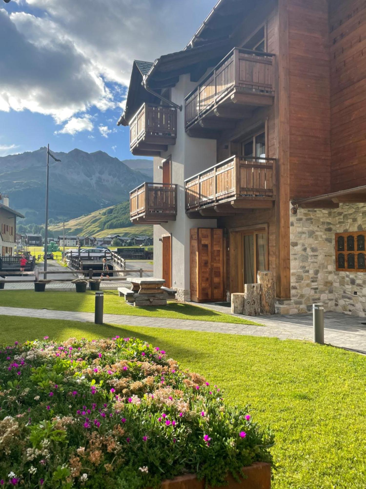 Chalet Lilla Livigno Bagian luar foto